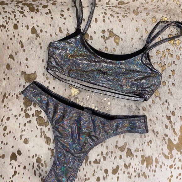 Matte Brand Holographic Bikini - Picture 3 of 6